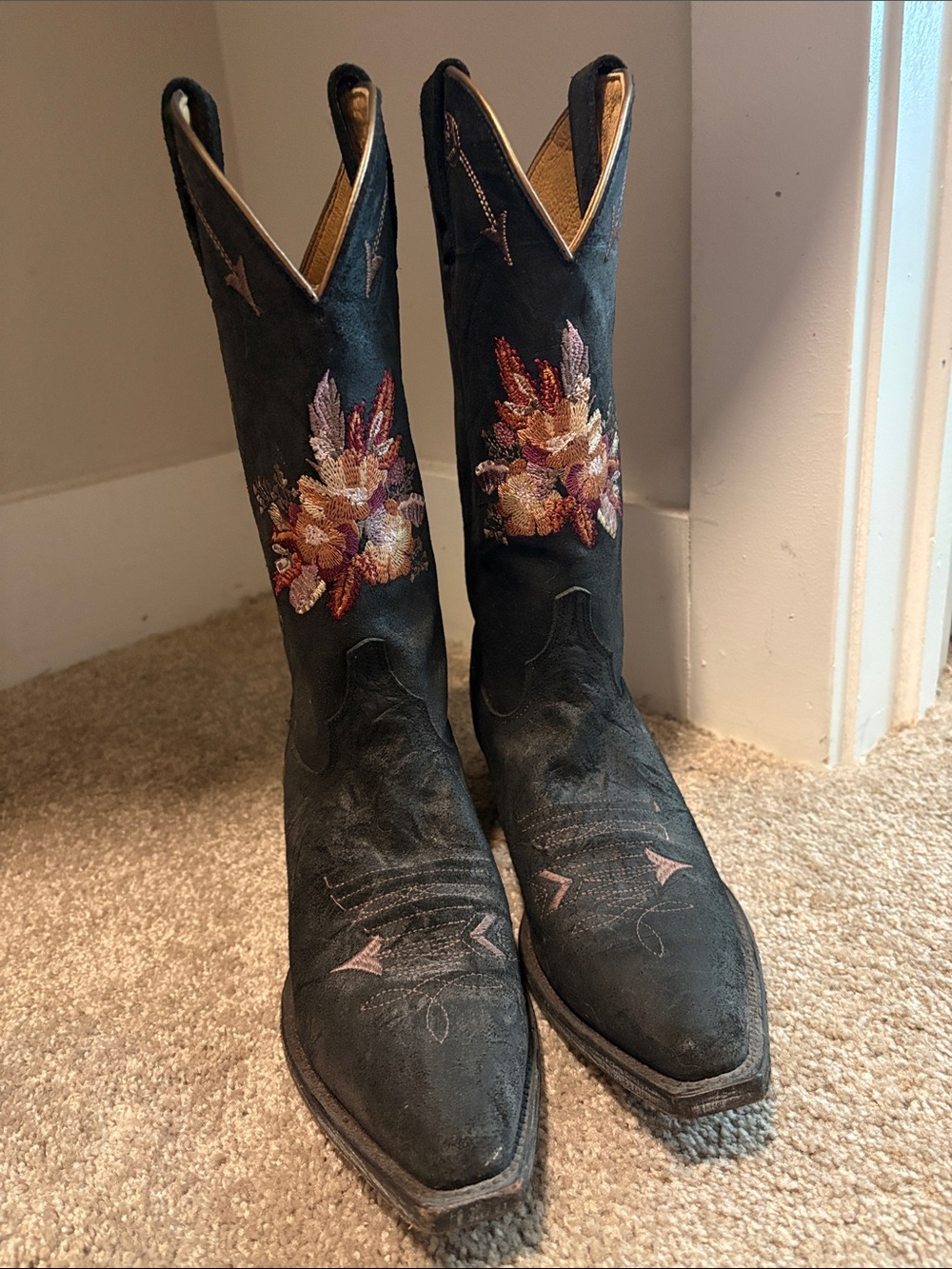 Shyanne Black Suede Western Boots with Floral Embroidery